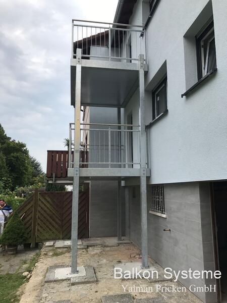 Balkon 2 Etagen Stahl