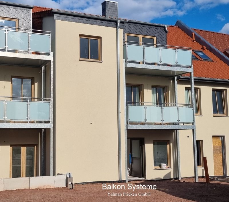 Balkonplattform 4,00 m breit x 1,50 m tief